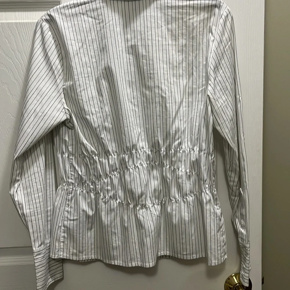 Button down - Picture 5 of 5